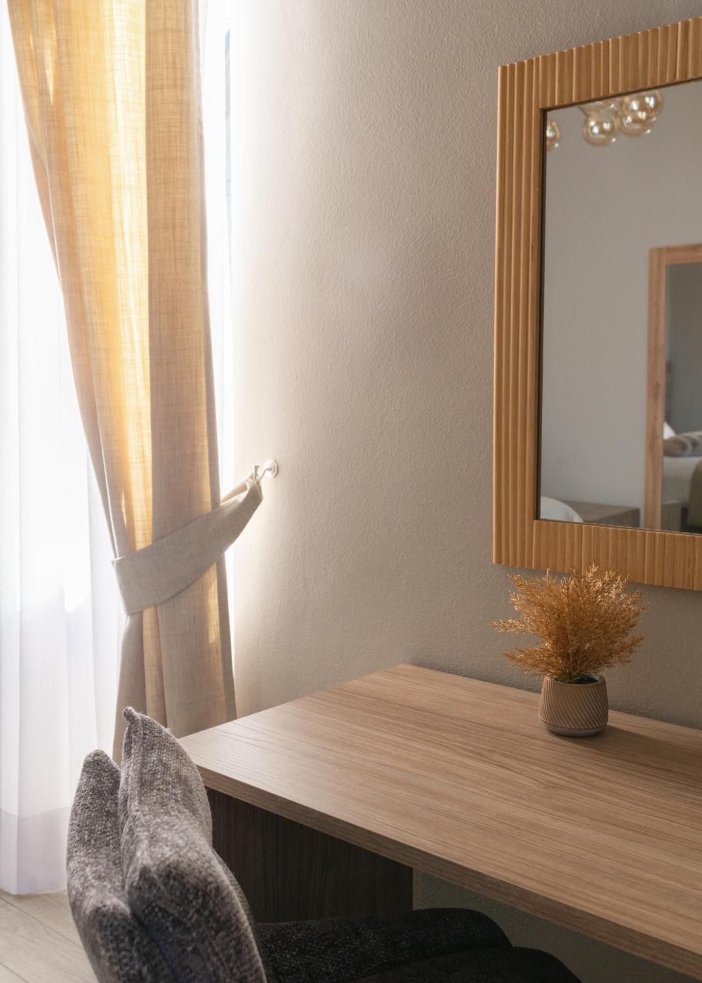 Charming Moment Di Villa Porta - La Vigna ルイーノ エクステリア 写真